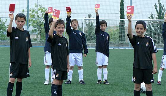 Летний лагерь профессионального футбола для детей. Клуб: Real Madrid