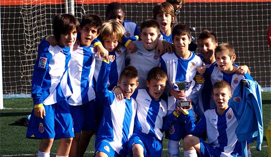 Летний футбольный лагерь при футбольном клубе RCD ESPANYOL ELITE